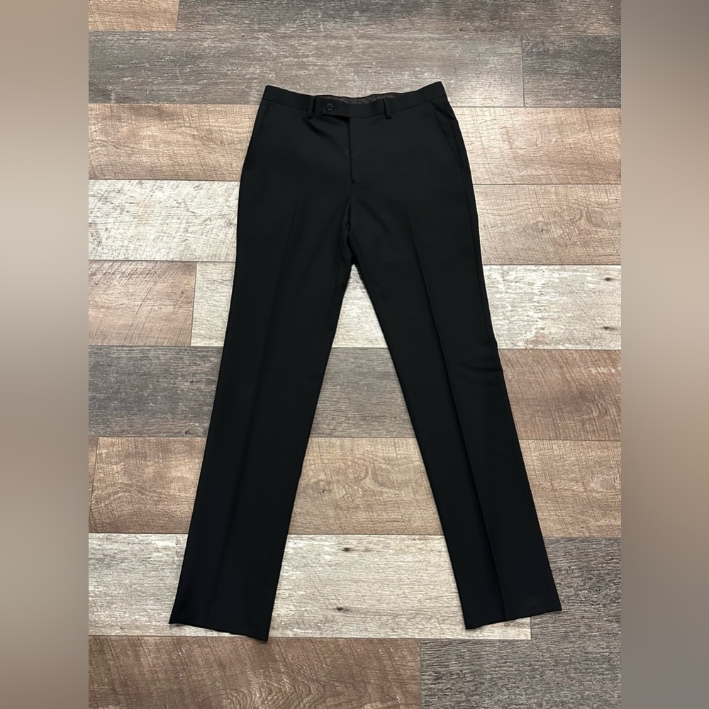 Calvin Klein Black Dress Pants with Tailored Silhouette